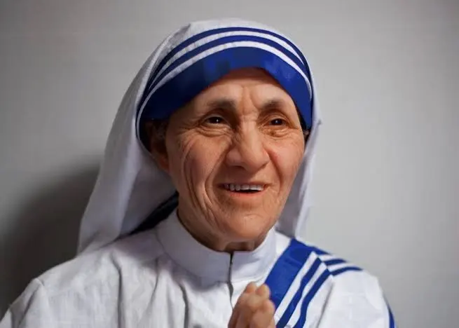 “Peace begins with a smile.” – Mother Teresa